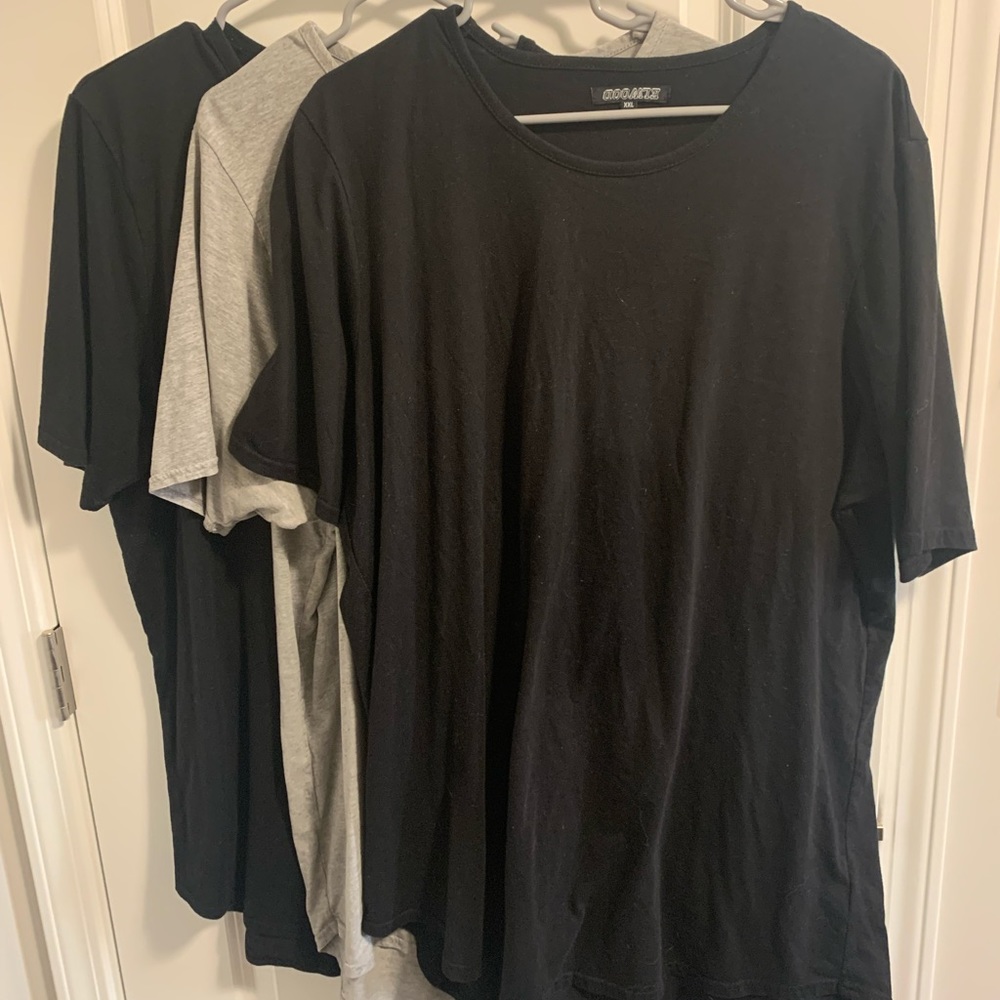 3 Elwood elongated tees